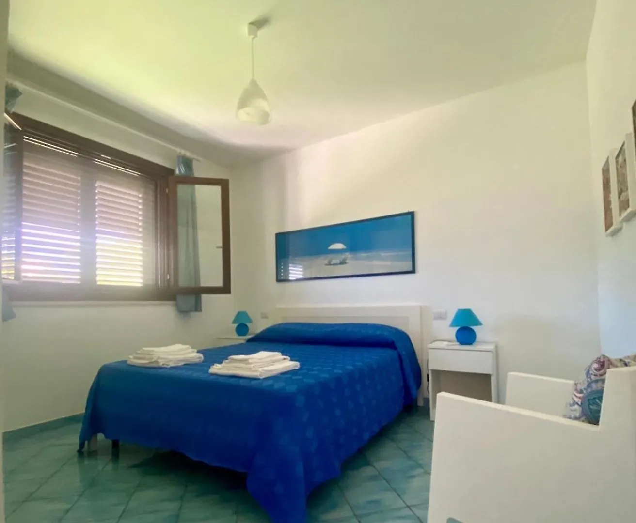 Casa Vacanze Lido Burrone ファヴィニャーナ 0*,